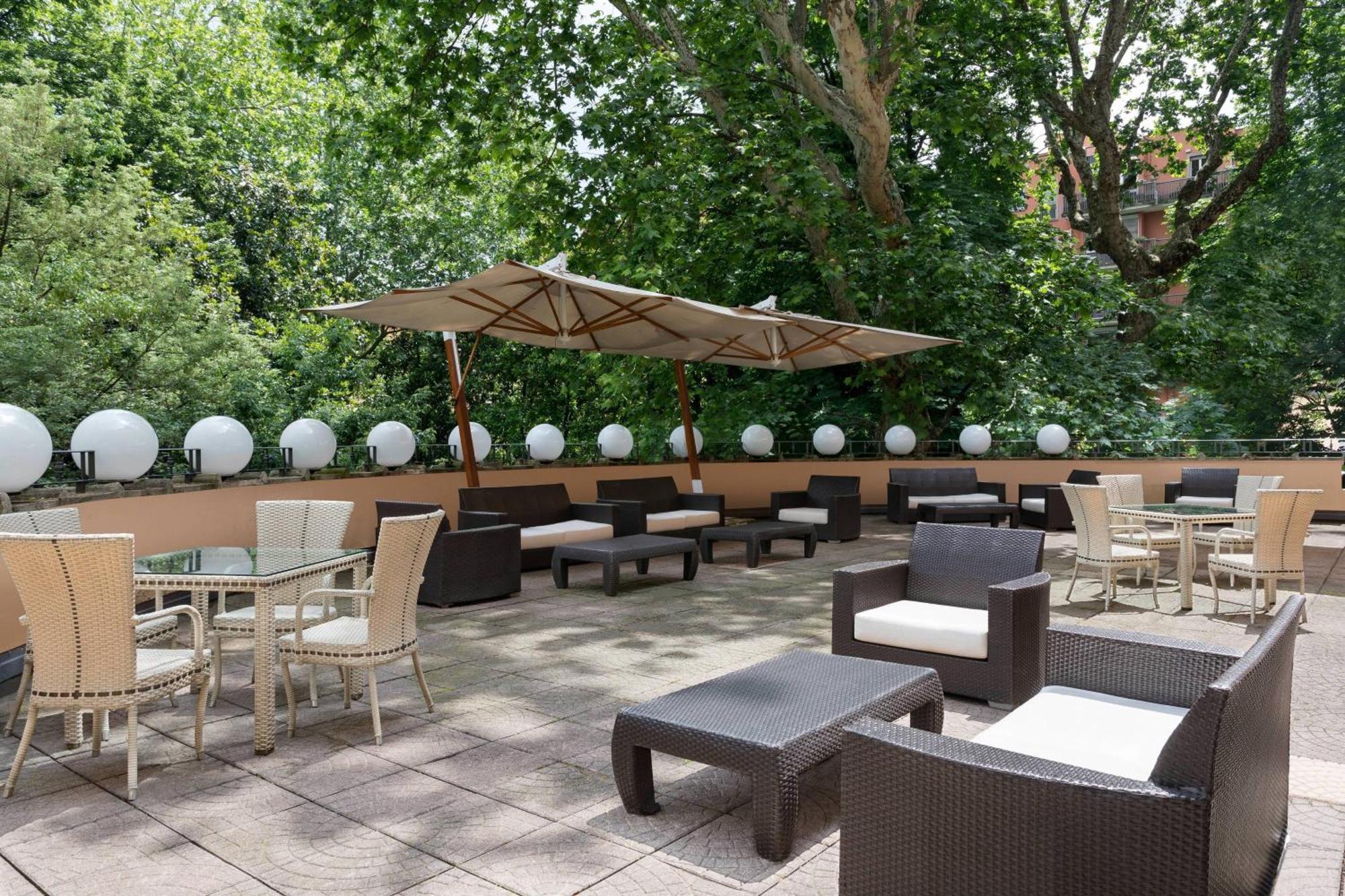 Sheraton Diana Majestic Milano Esterno foto
